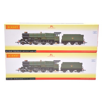 Lot 135 - Two Hornby OO gauge model railway locomotives with tenders, R3409