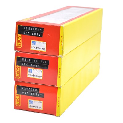 Lot 85 - Three Hornby OO gauge model railway locomotives with tenders, R2424, R2459 and R2280.