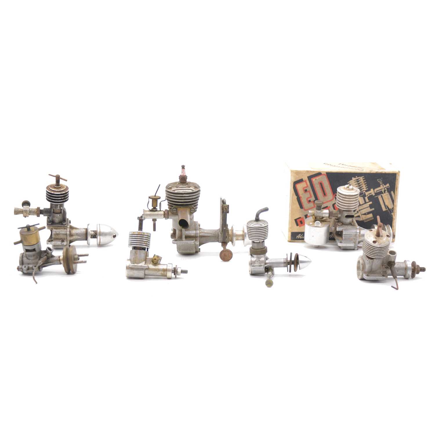 Lot 12 - Seven aero model aircraft engines, including