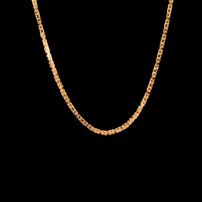 Lot 218 - A 9 carat yellow gold Kings pattern chain necklace.