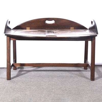 Lot 409 - Mahogany butlers table