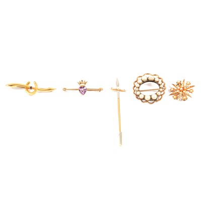 Lot 298 - A sword design stick pin, four other brooches.