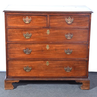 Lot 570 - George III mahogany chest of drawers