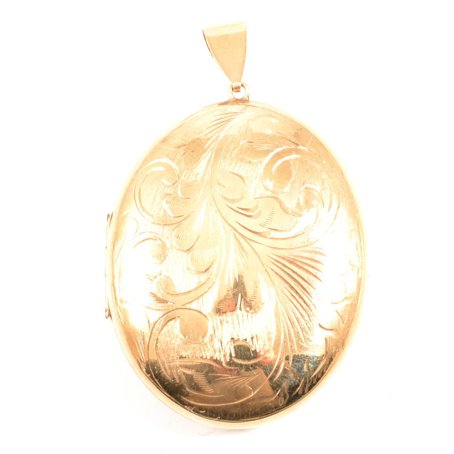 Lot 239 - A 9 carat yellow gold oval locket.