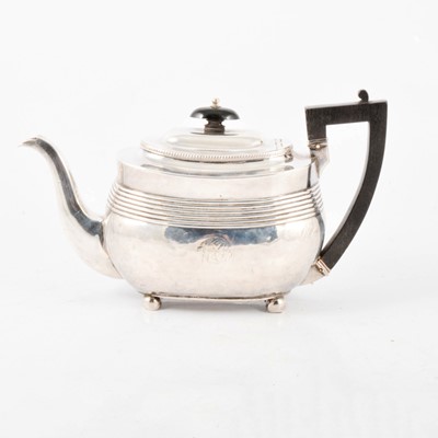 Lot 247 - George III silver teapot