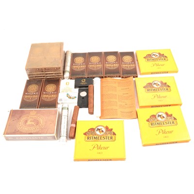 Lot 127 - A box containing Cuban and European cigars