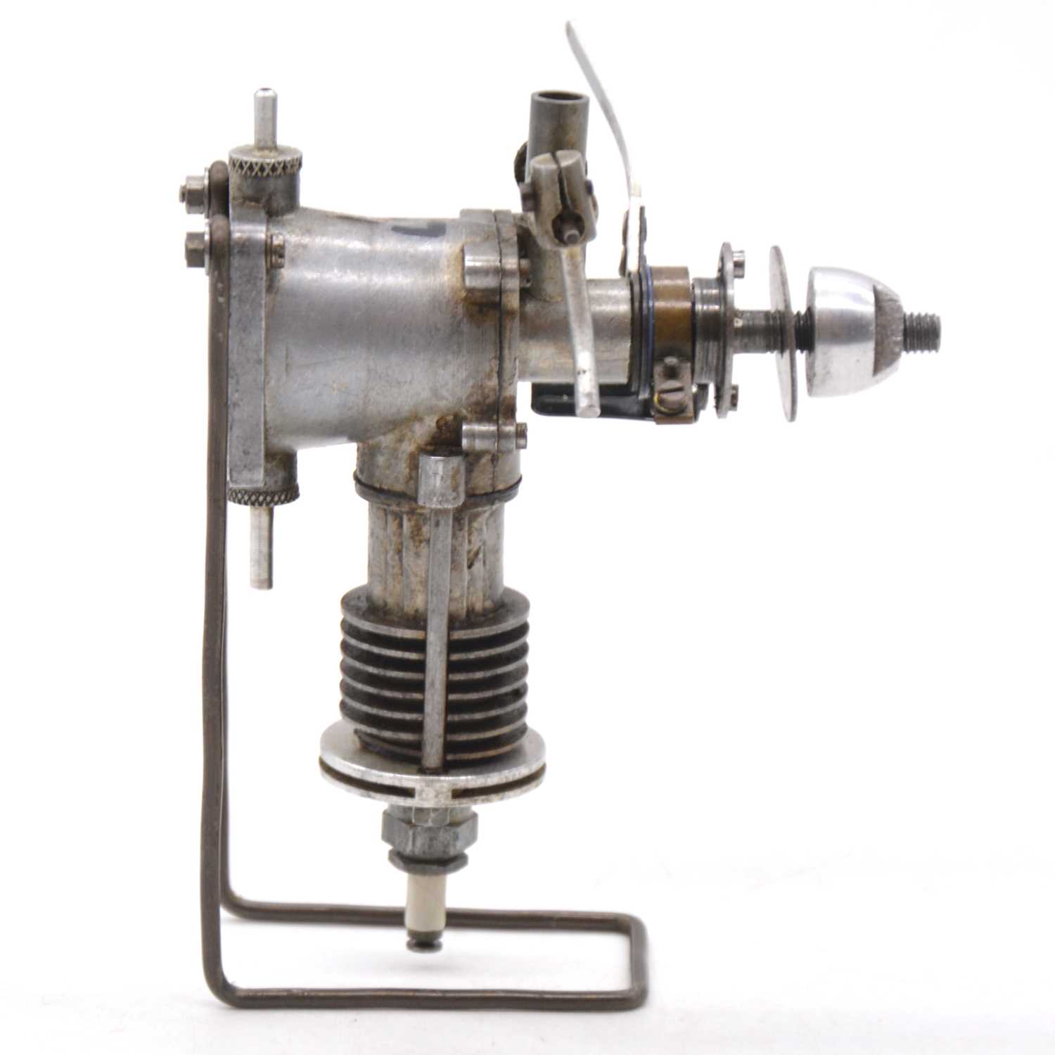 Lot 400 - Frog MK I aero model aircraft engine, 1.75cc sparkie