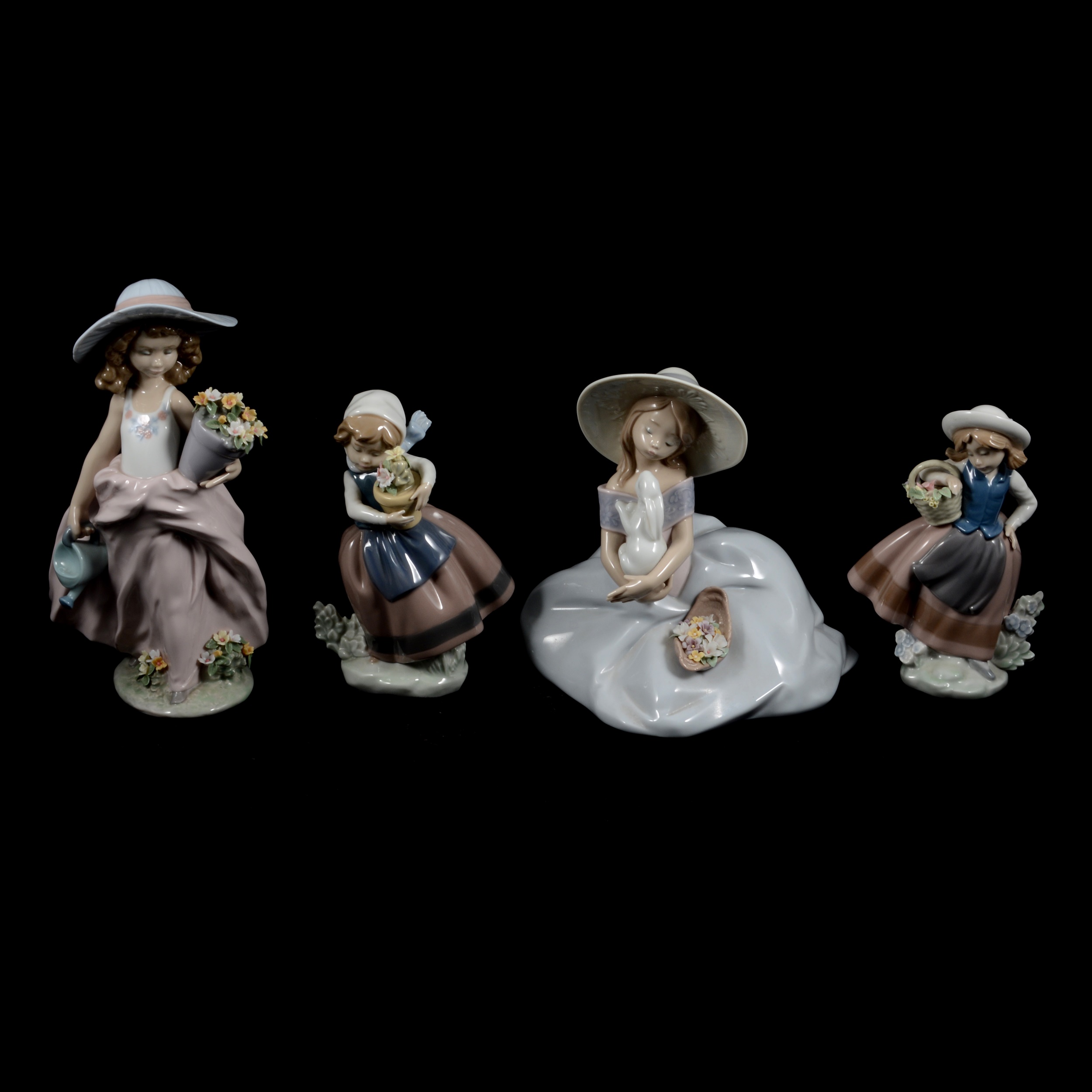 Lot 11 Eight Lladro figurines,