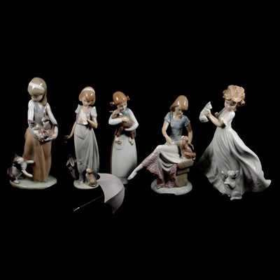 Lot 25 - Seven Lladro figurines