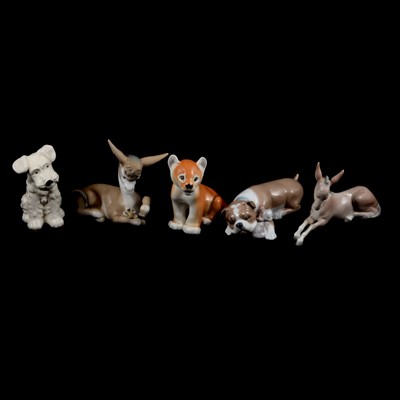 Lot 80 - Various Lladro animal figurines, Sylvac, Wade