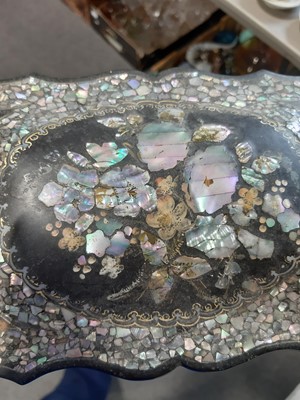 Lot 128 - Victorian papier mache tea caddy