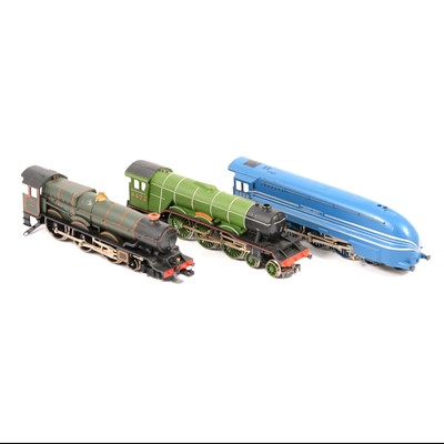 Lot 290A - OO gauge model railway, a large collection of mixed makers, including sixteen locomotives