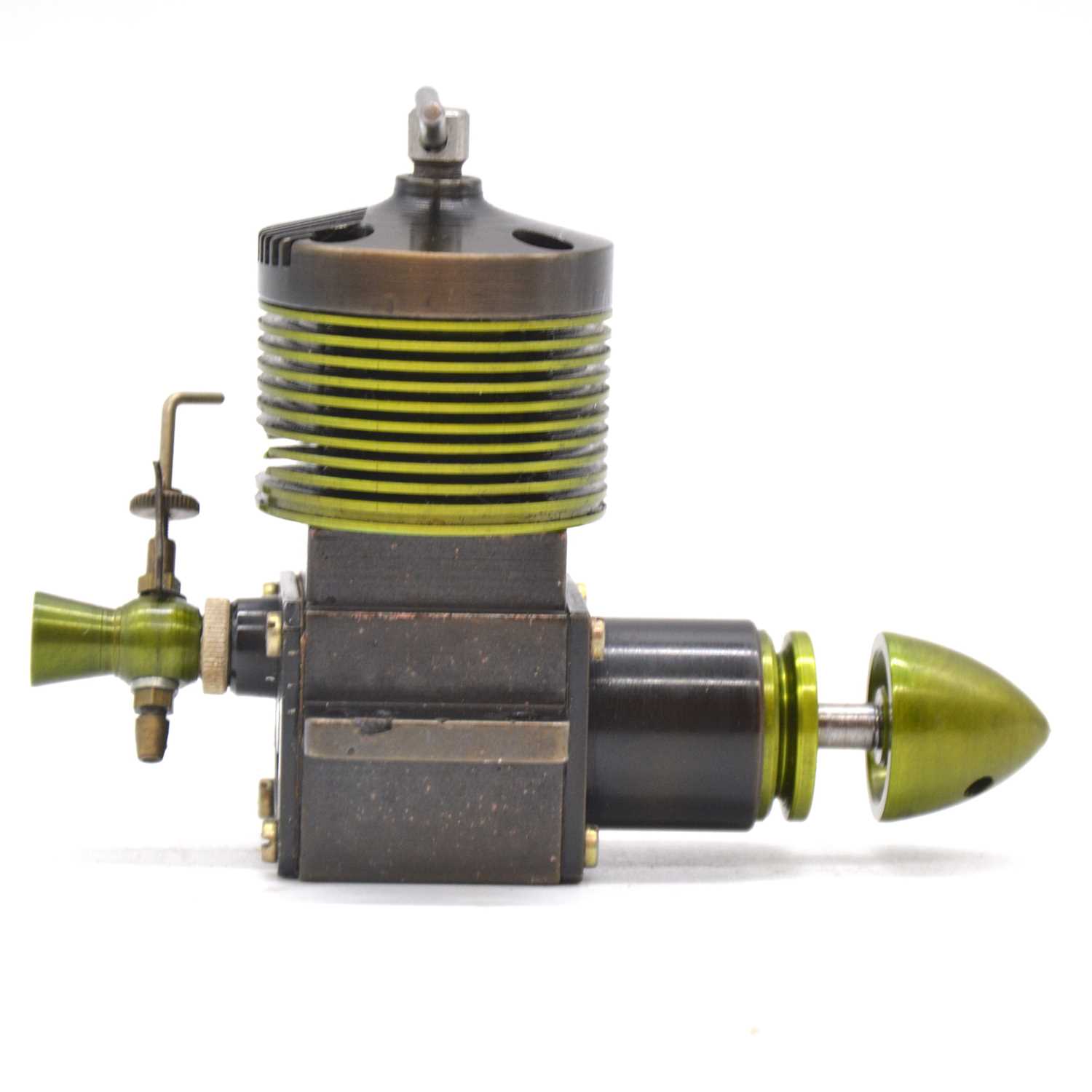 Lot 308 - R.G. engine, 2.5cc diesel