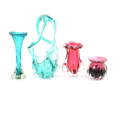 Lot 78 - Collection of 20th century decorative glass vases