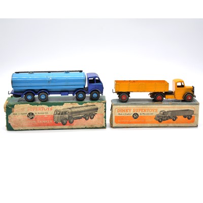 Lot 1064 - Toy Dinky Supertoys die-cast models, Foden tanker and Bedford lorry.