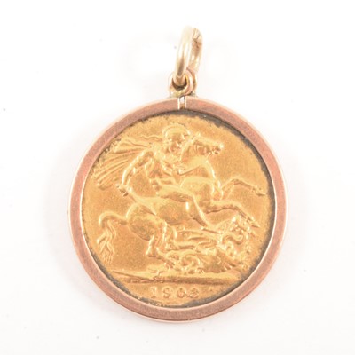 Lot 138 - A Gold Full Sovereign Coin pendant.