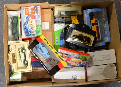 Lot 211 - One box of Lledo and other models cars, boxed and loose.