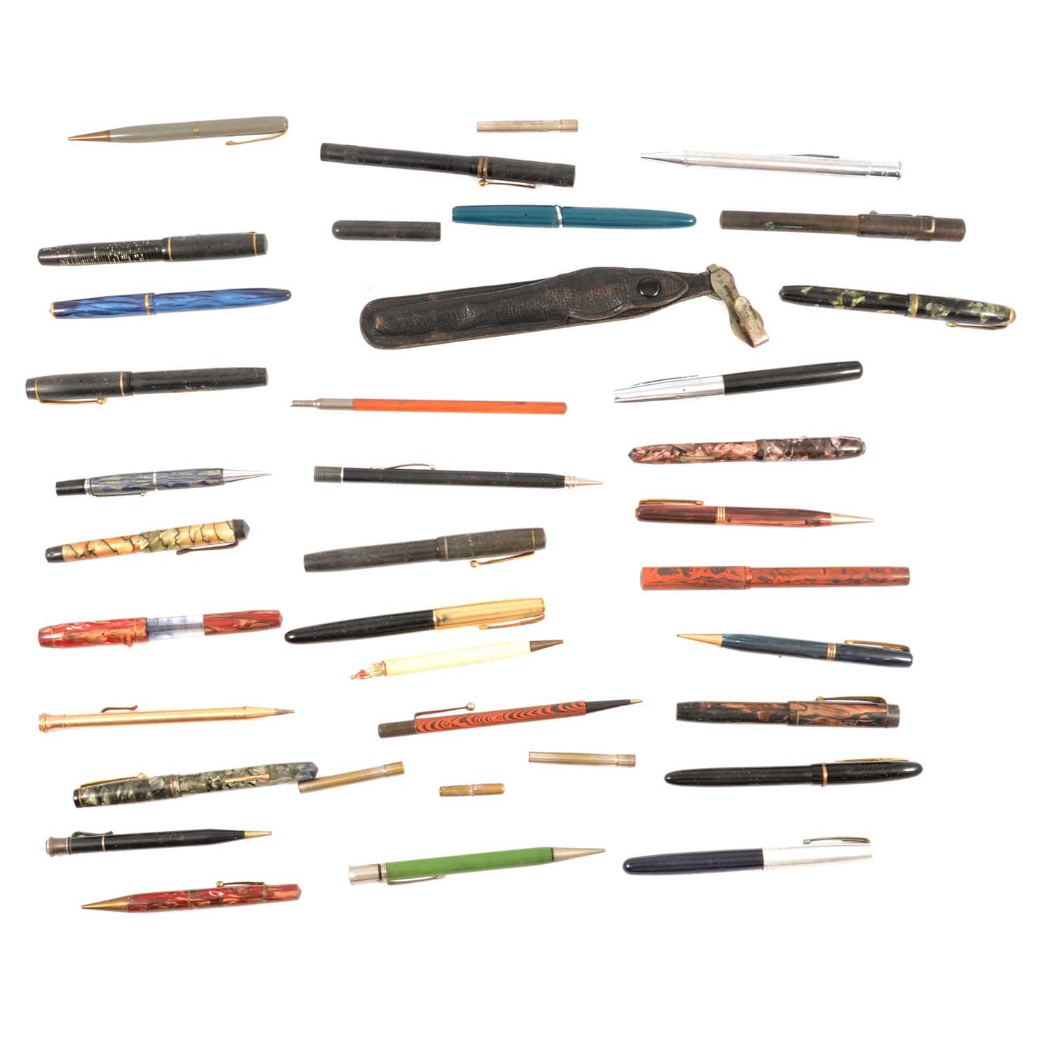 Lot 255 - Collection of pens