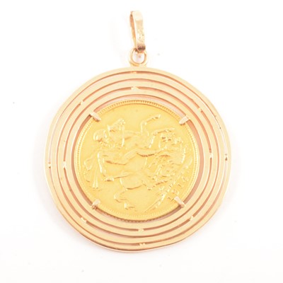 Lot 131 - A Gold Full Sovereign Coin pendant, George V 1914.