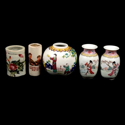 Lot 161 - Selection of modern Chinese ceramics