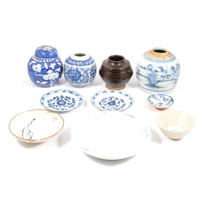 Lot 157 - Quantity of Asian ceramics