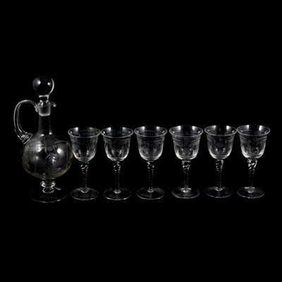 Lot 91 - Suite of etched glass stemware