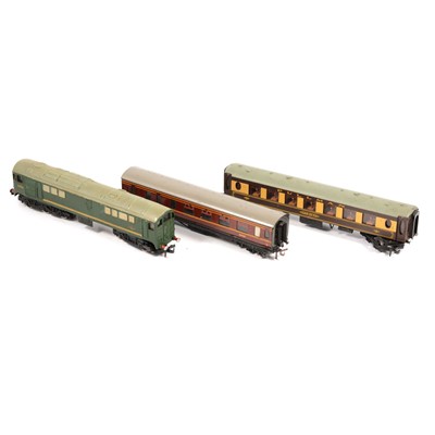 Lot 282A - Hornby Dublo OO gauge model railway, one box including eight 3-rail locomotives