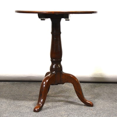 Lot 457 - Oak tripod table