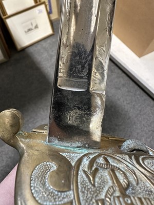 Lot 190 - Naval Officer's sword