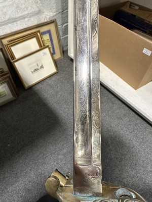 Lot 190 - Naval Officer's sword