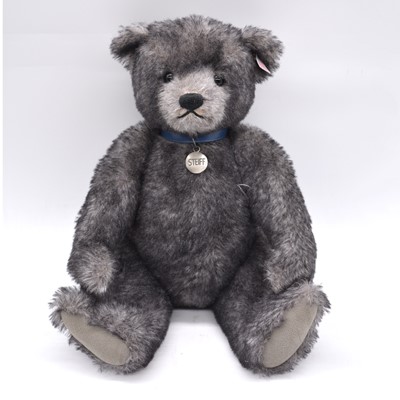 Lot 47 - Steiff teddy bear 'Alexander' limited edition of 1950 pieces