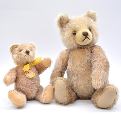 Lot 7 - Two Steiff teddy bears, 1960s/1950s post-war examples.