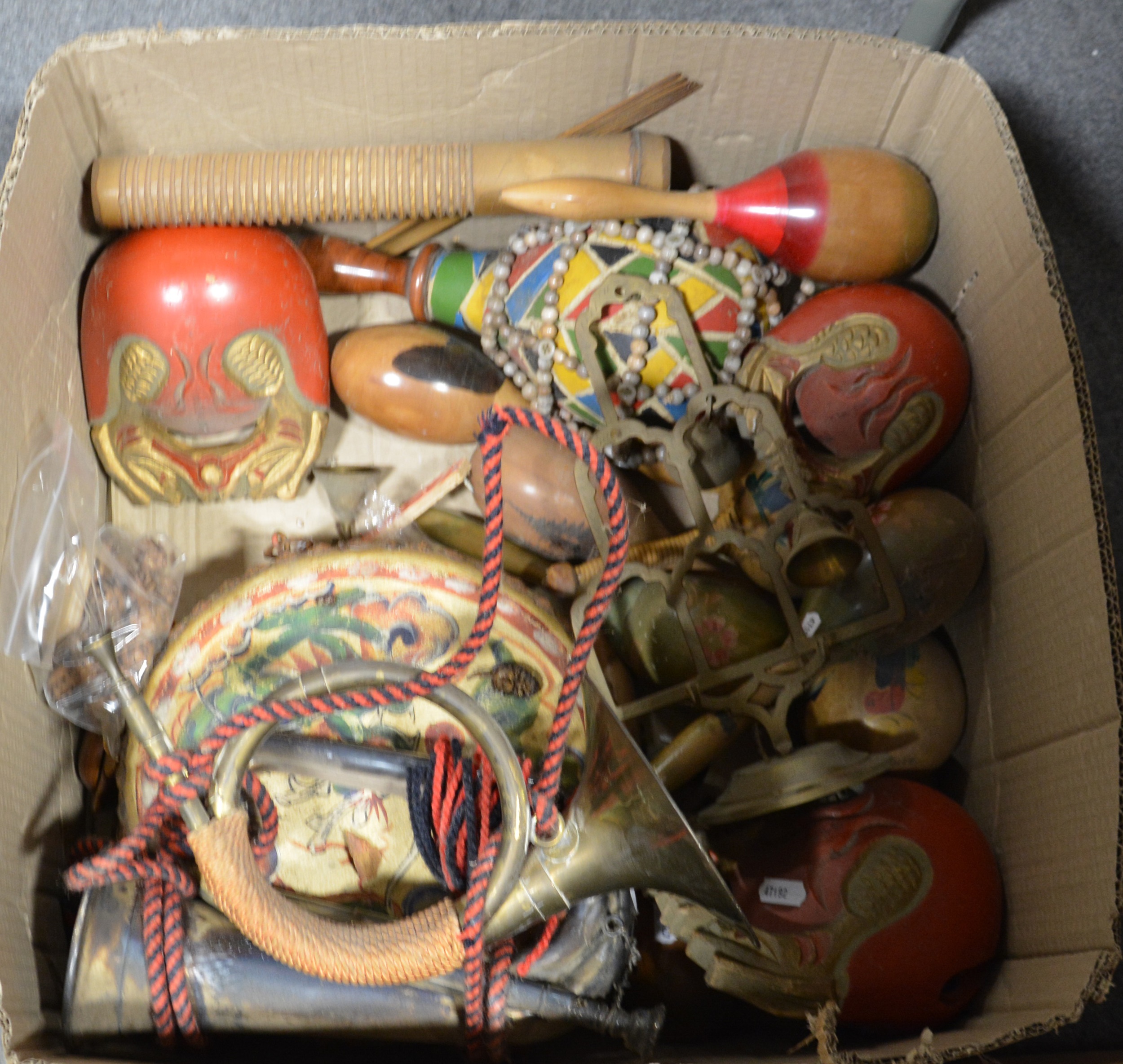 Lot 209 - Box of instruments,