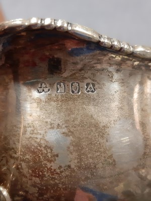 Lot 268 - Irish silver milk jug and sugar basin, Wakely & Wheeler, Dublin 1916.