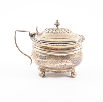 Lot 236 - A silver Georgian style mustard pot, Charles Stuart Harris, London 1900.