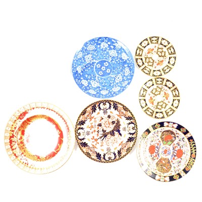 Lot 25 - Quantity of decorative plates, including Royal Crown Derby