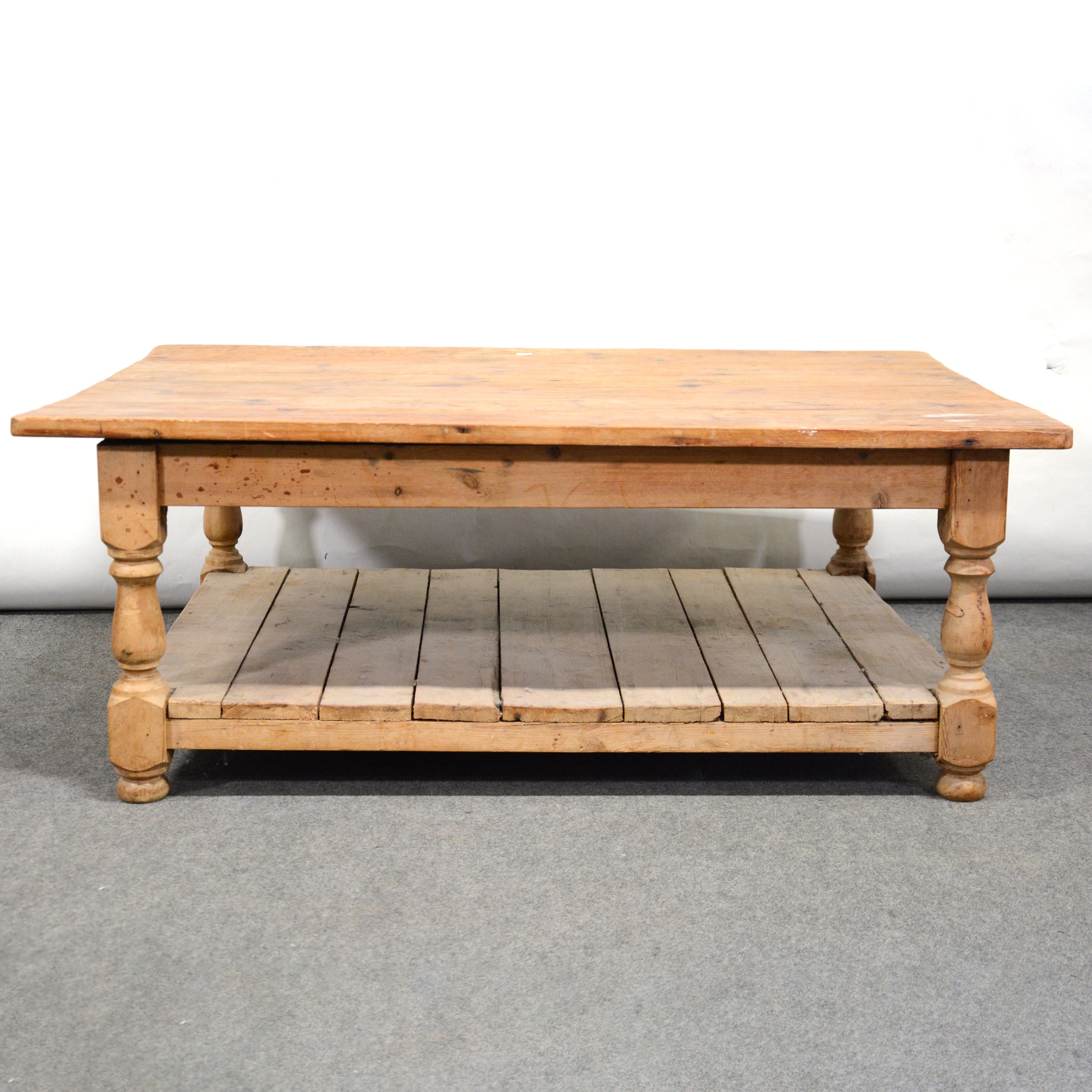 Pine small deals table