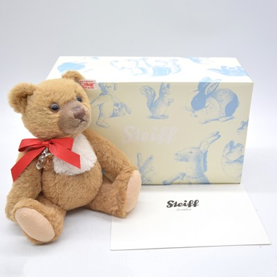 Lot 39 - Steiff Germany teddy bear, 682254 'Cookie', boxed with certificate.