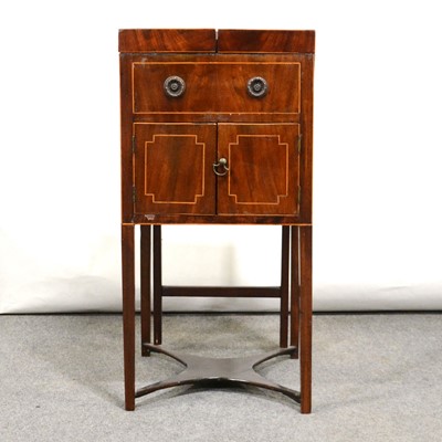 Lot 440 - Late Georgian mahogany washstand