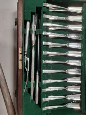 Lot 184 - George Butler, Sheffield, canteen of plated cutlery