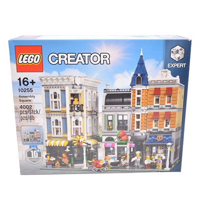 Lot 177 - Lego Creator set, 10255 'Assembly Square', boxed