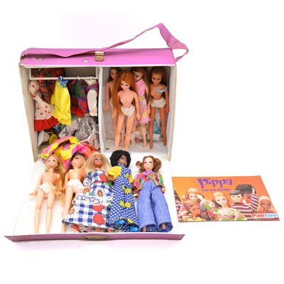 Lot 219 - Pippa dolls by Palitoy, nine figures with a selection of outfits etc