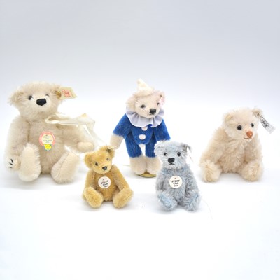 Lot 61 - Five Steiff Germany teddy bears, 672712, 661815, 420092, 420429, 651915