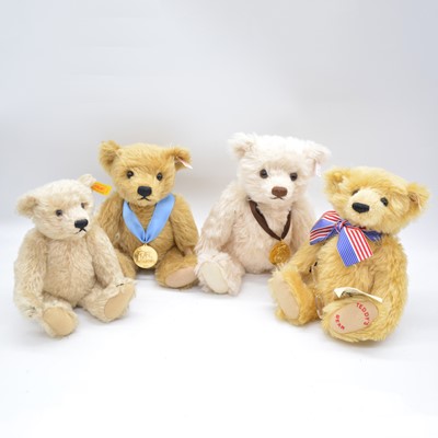 Lot 91 - Four Steiff Germany teddy bears