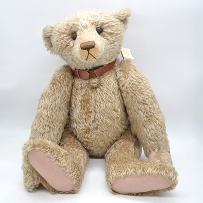 Lot 114 - Jane Humme original teddy bear, 'Hendrik'