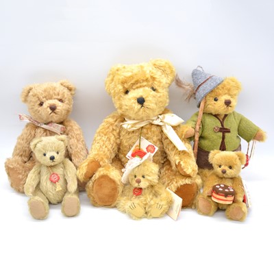 Lot 43 - SIx Teddy Hermann teddy bears