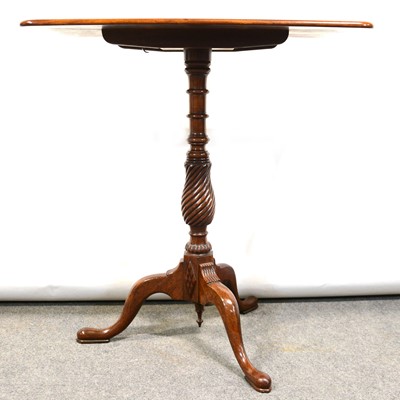 Lot 416 - Victorian mahogany table