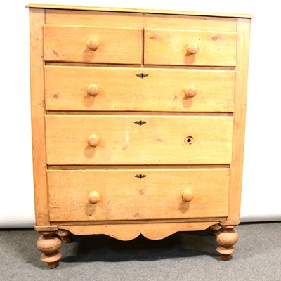 Lot 724 - Victorian pine chest of drawers