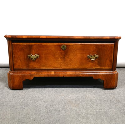 Lot 656 - Reproduction walnut chest / stand