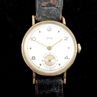 Lot 347 - Smiths - a gentleman’s 9 carat yellow gold wristwatch.